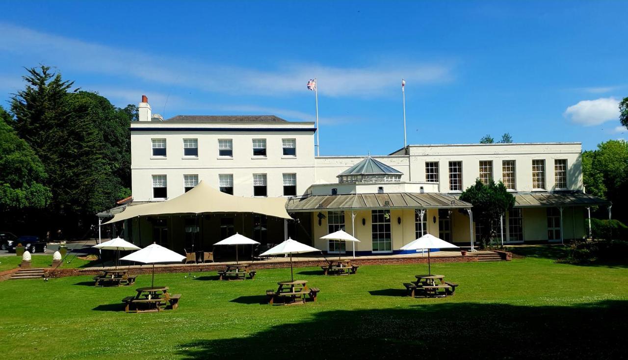 Stifford Hall Hotel Thurrock Grays Exterior foto